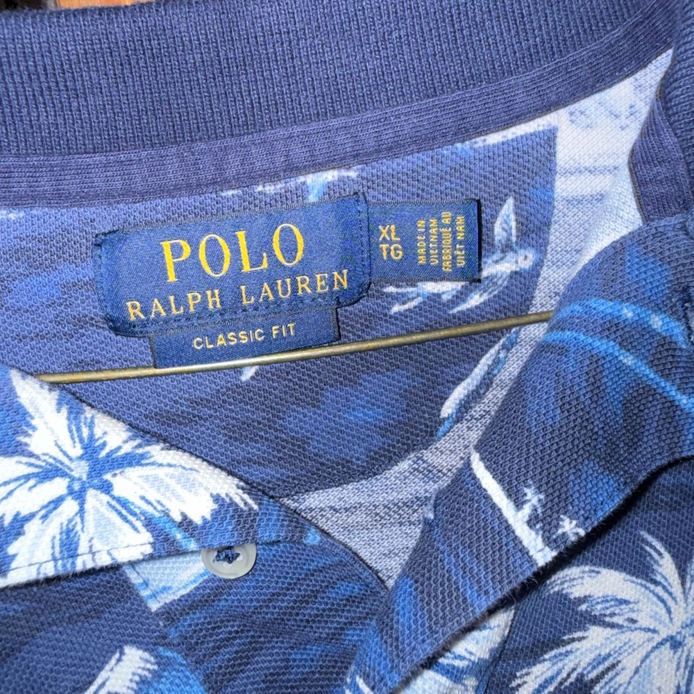 Ralph Lauren Men's Navy and White Tropical Polo Shirt - Picture 2 of 5